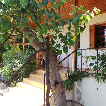 Holiday home Mulberry House *
